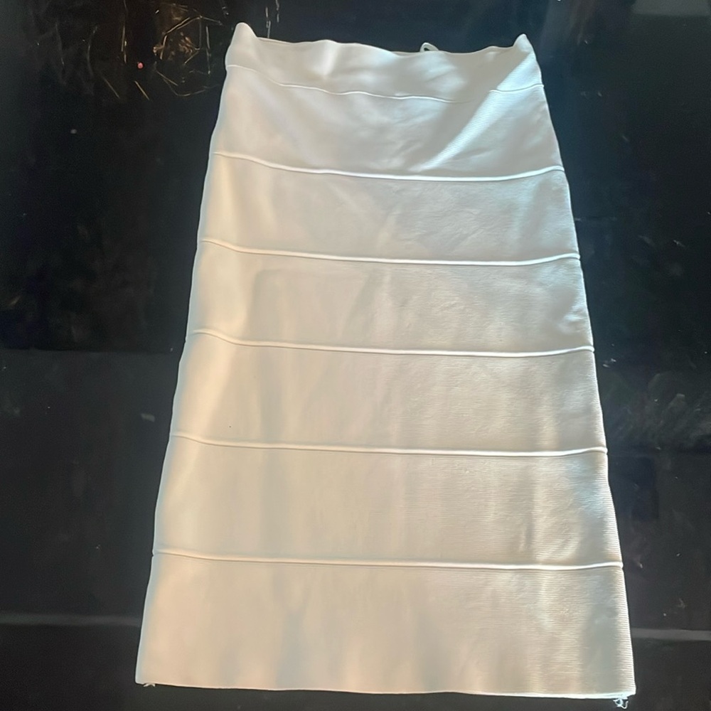 BCBG Bandage skirt ivory white size XS